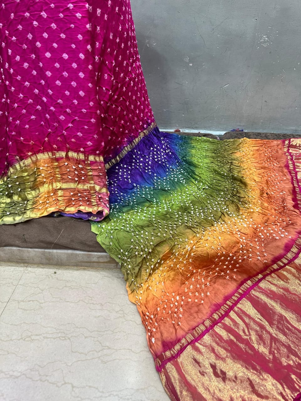 Bandhani Hand Bandej Saree Double Chex Gada Bandej