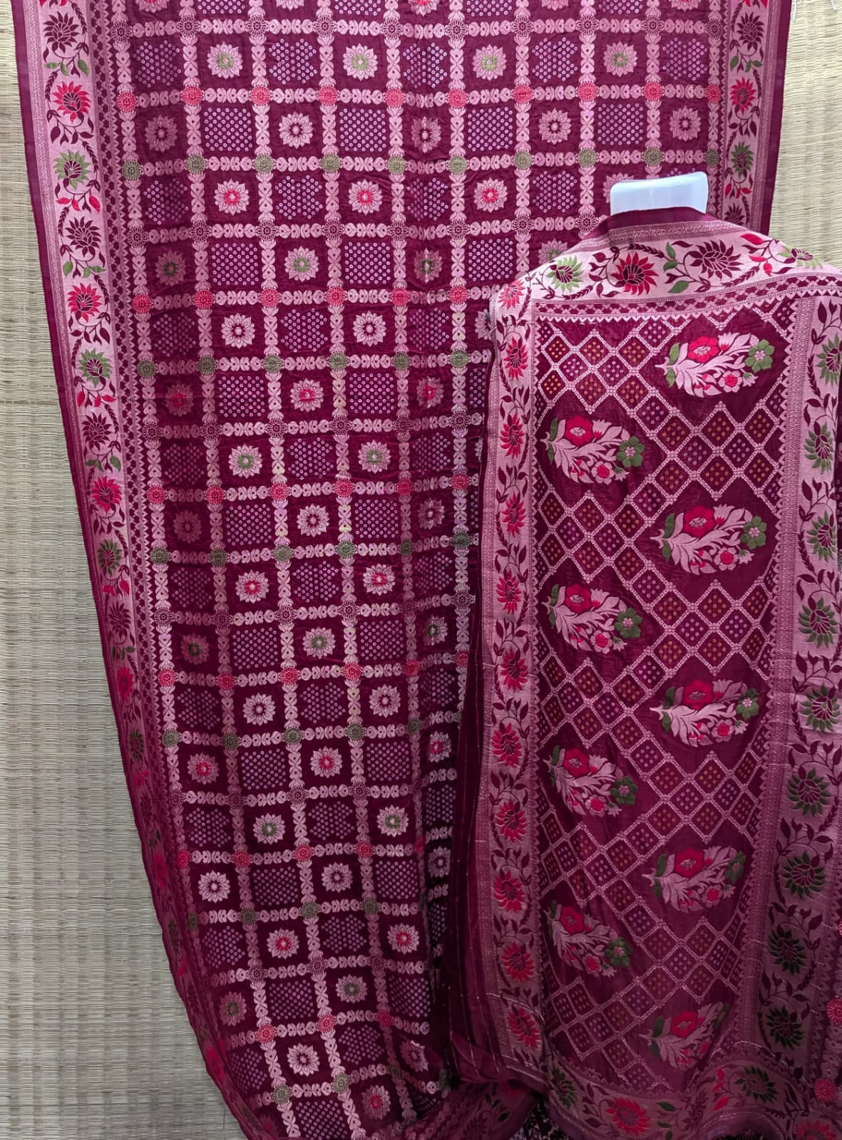 Modal Silk Weaving Bandhani Nakashi Pallu Border Saree