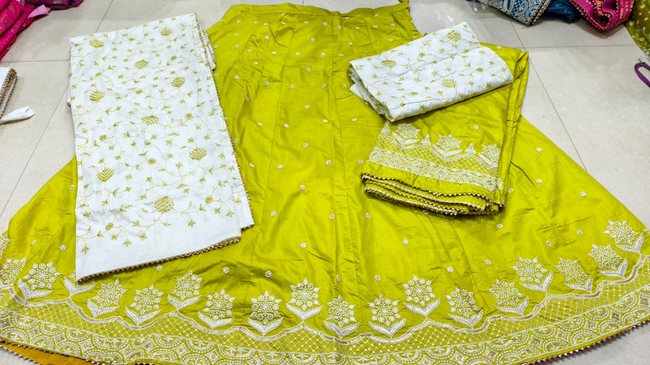 Premium Cotton Luxury Embroidery Couple Pair