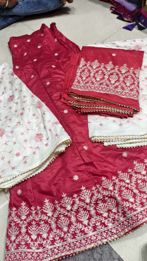 Premium Cotton Luxury Embroidery Couple Pair