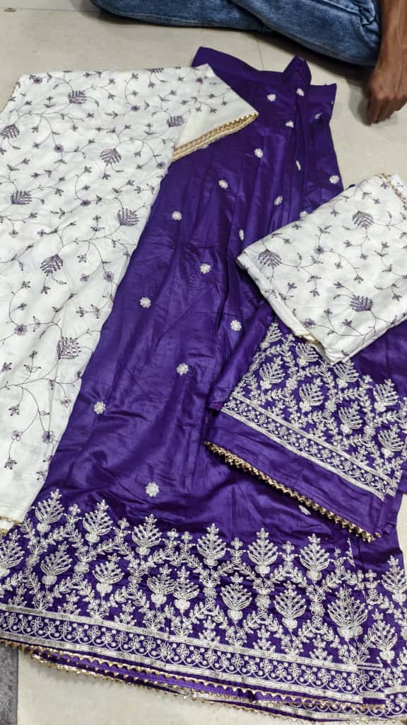 Premium Cotton Luxury Embroidery Couple Pair