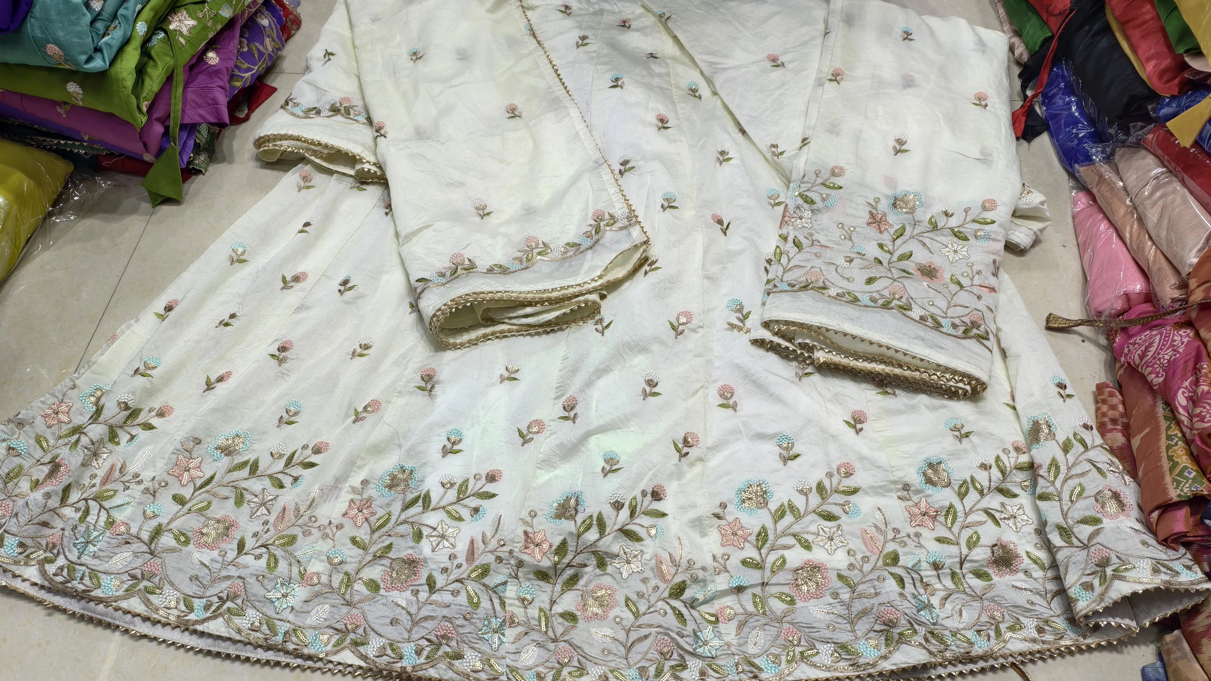 Premium Cotton Luxury Embroidery Couple Pair