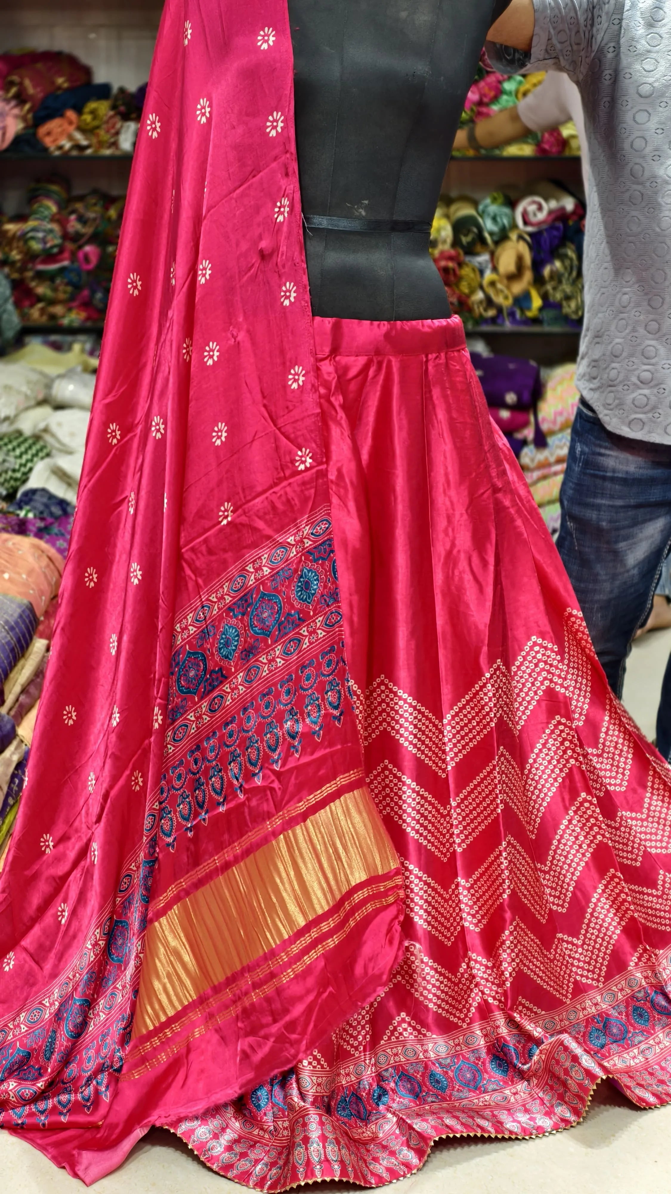 Pure Mashru Gaji Silk Original Digital Print Full Set