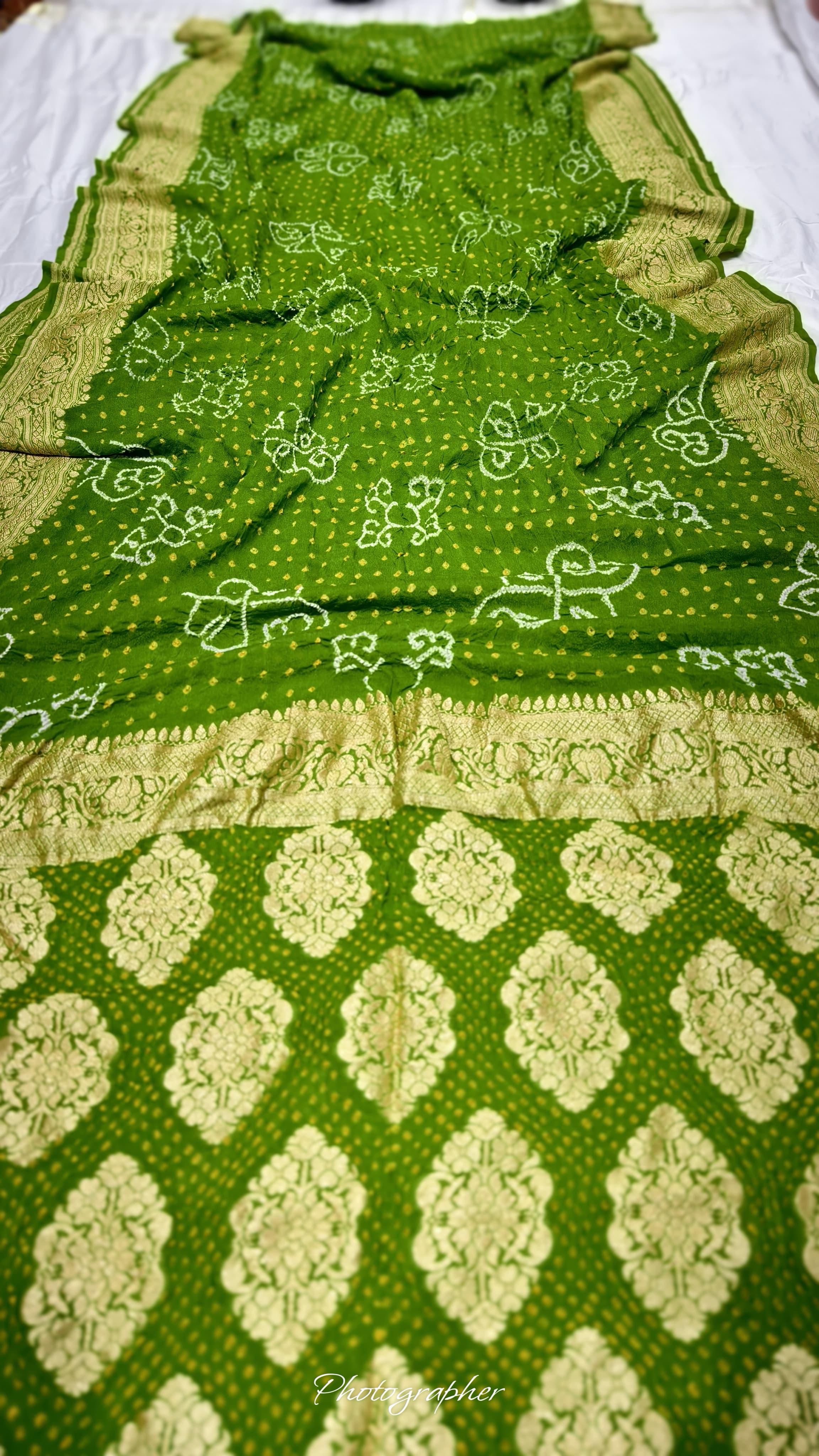 Pure Banarasi Original Georgette Fabric with Pure Hand Rai Bandej Saree